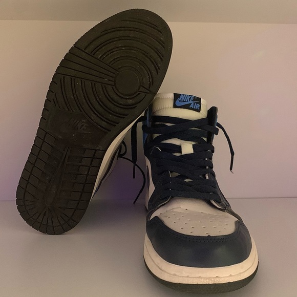 Men’s Jordan 1 Obsidian High - Picture 3 of 3